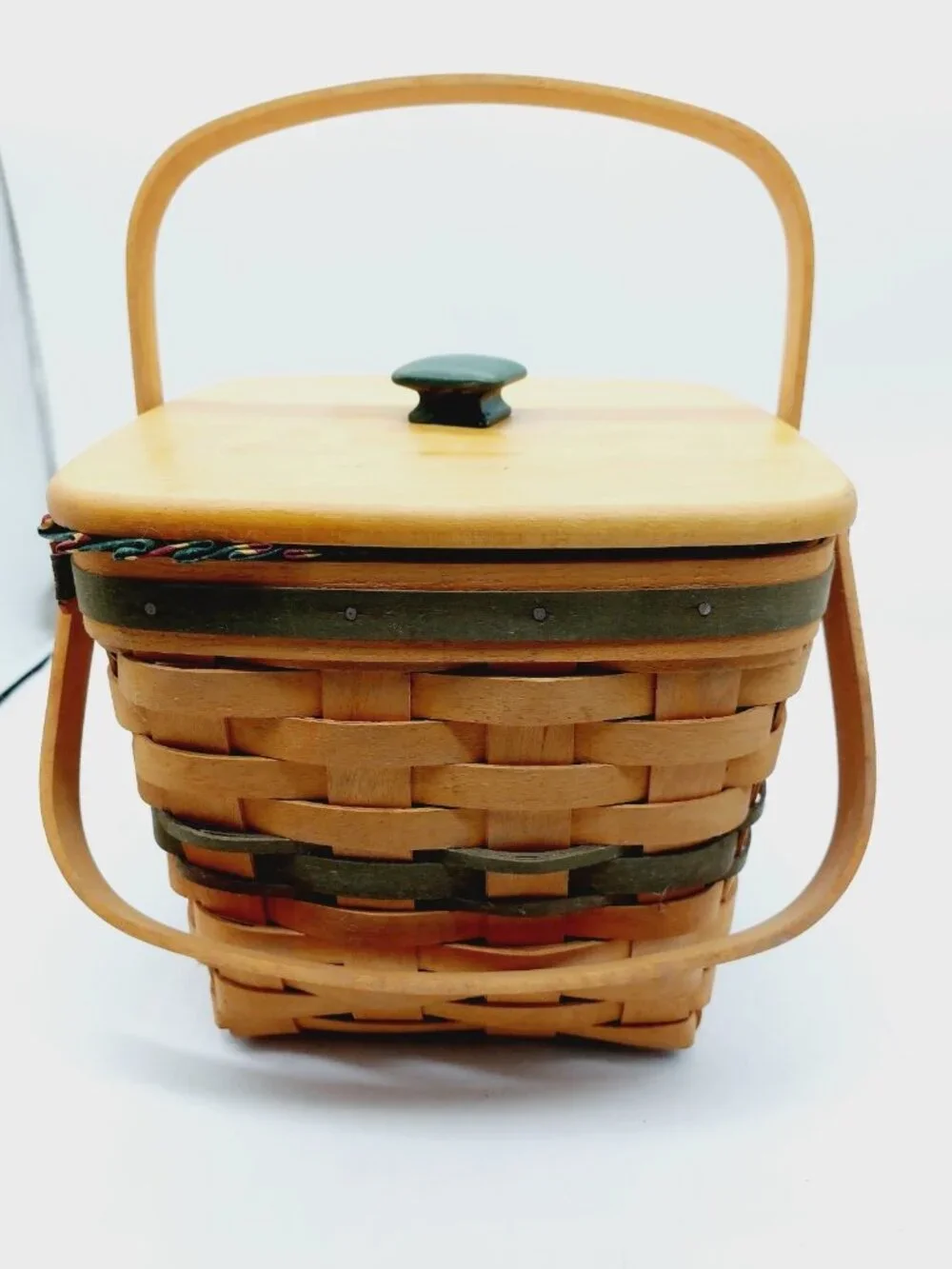 Longaberger Christmas Collection Cranberry Basket W/ Liner Protector 1995